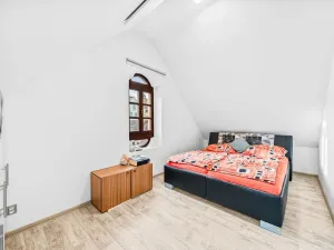 Prodej rodinného domu, Domažlice - Město, Spálená, 312 m2