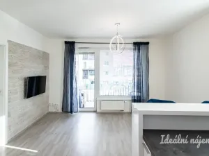Pronájem bytu 2+kk, Praha - Vysočany, Strnadových, 50 m2