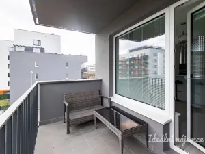 Pronájem bytu 2+kk, Praha - Vysočany, Strnadových, 50 m2
