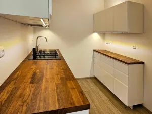 Pronájem bytu 2+kk, Třebíč, Kremláčkova, 46 m2