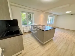 Pronájem bytu 2+kk, Zlín, Kamenná, 63 m2
