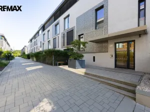 Pronájem bytu 1+kk, Praha, Smrčkova, 32 m2