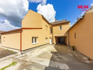 Pronájem bytu 2+kk, Velim, třída Krále Jiřího, 38 m2