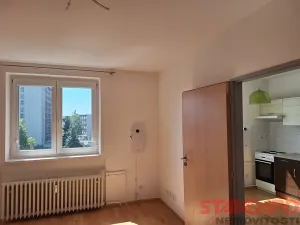 Pronájem bytu 1+1, Plzeň, Částkova, 32 m2