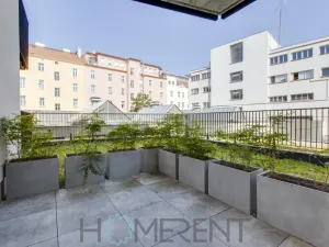 Pronájem bytu 1+kk, Praha, Vyšehradská, 37 m2