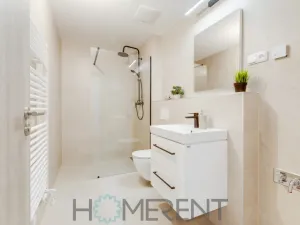 Pronájem bytu 2+kk, Praha, Vyšehradská, 53 m2