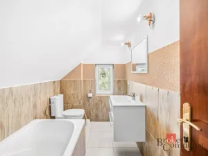 Prodej rodinného domu, Zdice, 179 m2