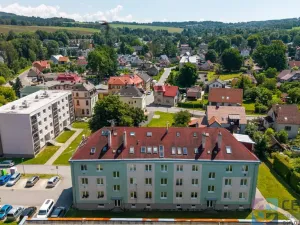 Prodej bytu 2+1, Rychnov u Jablonce nad Nisou, nám. Míru, 53 m2