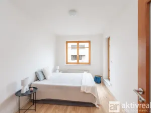 Prodej bytu 3+1, Praha - Žižkov, Mezi domky, 110 m2