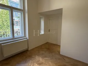 Pronájem bytu 3+1, Praha - Smíchov, Na bělidle, 110 m2