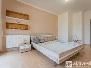 Pronájem bytu 2+1, Neratovice, Dr. E. Beneše, 67 m2