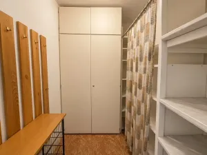 Pronájem bytu 3+1, Praha - Horní Počernice, Komárovská, 70 m2