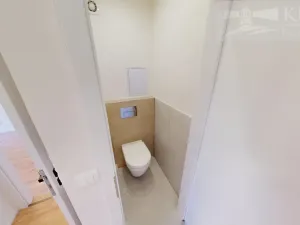 Pronájem bytu 3+kk, Praha, Bělčická, 58 m2