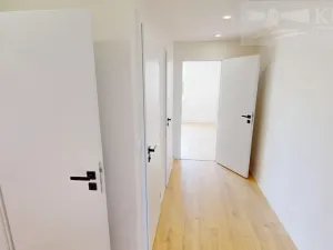 Pronájem bytu 3+kk, Praha, Bělčická, 58 m2