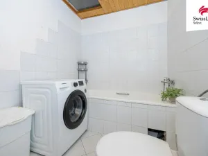 Prodej komerční nemovitosti, Holice, Holubova, 253 m2