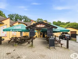 Pronájem restaurace, Doksy, Josefská, 216 m2