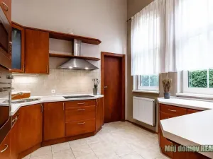Pronájem vícegeneračního domu, Praha - Písnice, Putimská, 13000 m2