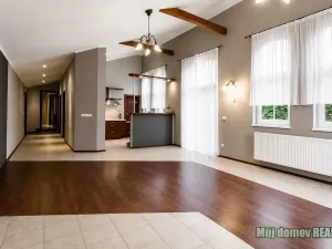 Pronájem vícegeneračního domu, Praha - Písnice, Putimská, 13000 m2