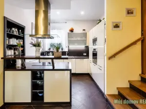 Pronájem vícegeneračního domu, Praha - Písnice, Putimská, 13000 m2