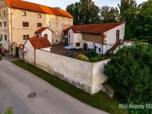 Pronájem vícegeneračního domu, Praha - Písnice, Putimská, 13000 m2