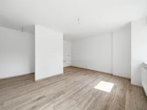 Prodej bytu 2+kk, Bahnhofstraße,Groß-Siegharts,Rakousko, 53 m2