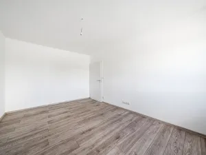 Prodej bytu 2+kk, Bahnhofstraße,Groß-Siegharts,Rakousko, 45 m2