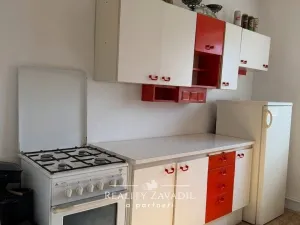 Prodej rodinného domu, Chvaletice - Hornická Čtvrť, 198 m2