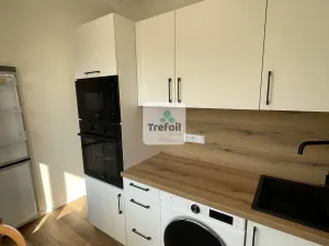 Pronájem bytu 2+1, Mělník, Dukelská, 56 m2