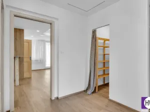 Prodej bytu 4+kk, Praha, Ohradní, 72 m2