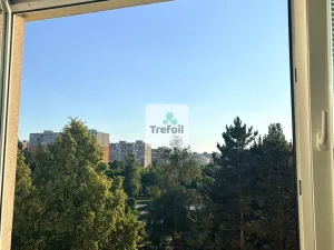 Prodej bytu 2+kk, Praha, Bazovského, 45 m2