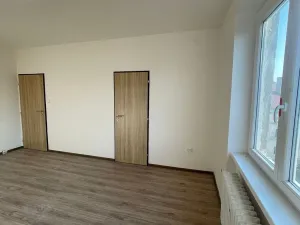 Pronájem bytu 2+1, Jirkov, J. K. Tyla, 52 m2