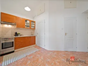 Prodej bytu 2+1, Praha - Vinohrady, Korunní, 47 m2