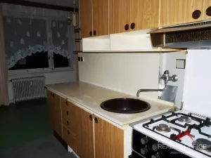 Pronájem bytu 2+1, Děčín - Děčín III-Staré Město, Kladenská, 58 m2