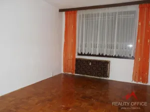Pronájem bytu 2+1, Děčín - Děčín III-Staré Město, Kladenská, 58 m2