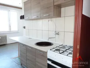 Pronájem bytu 2+1, Děčín - Děčín III-Staré Město, Kladenská, 58 m2