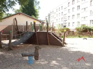 Pronájem bytu 2+1, Děčín - Děčín III-Staré Město, Kladenská, 58 m2