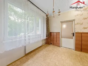 Prodej bytu 3+1, Děčín - Děčín III-Staré Město, Jezdecká, 67 m2