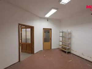 Pronájem obchodního prostoru, Zlaté Hory, nám. Svobody, 170 m2