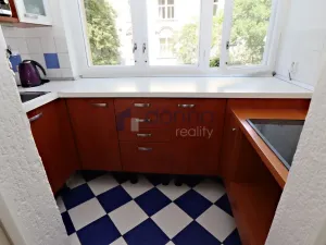 Pronájem bytu 2+kk, Praha, Šmilovského, 54 m2