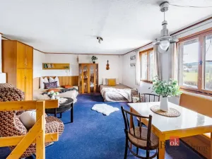 Prodej chaty, Týn nad Vltavou - Hněvkovice na levém břehu Vltavy, 80 m2