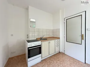 Prodej bytu 3+1, Osek, Hrdlovská, 55 m2