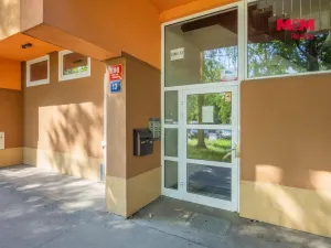 Prodej bytu 2+kk, Praha - Kobylisy, Rajmonova, 44 m2