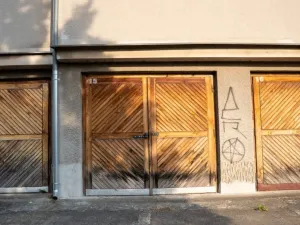 Prodej garáže, Praha - Podolí, U družstva Práce, 17 m2