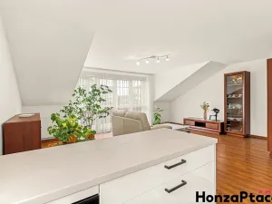 Prodej rodinného domu, Praha - Kyje, Broumarská, 187 m2
