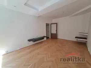 Pronájem bytu 2+1, Opava - Předměstí, Jaselská, 60 m2