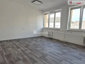 Pronájem kanceláře, České Budějovice - České Budějovice 2, Na Zlaté stoce, 30 m2