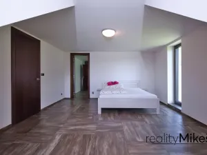 Prodej rodinného domu, Křižany, 470 m2