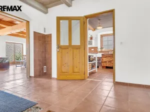 Prodej rodinného domu, Kamenice, 330 m2