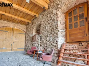 Prodej rodinného domu, Kamenice, 330 m2