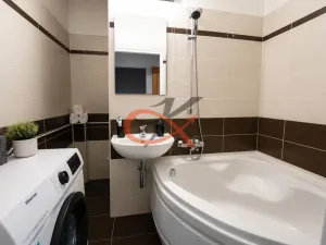 Prodej bytu 2+kk, Rožnov pod Radhoštěm, Meziříčská, 42 m2
